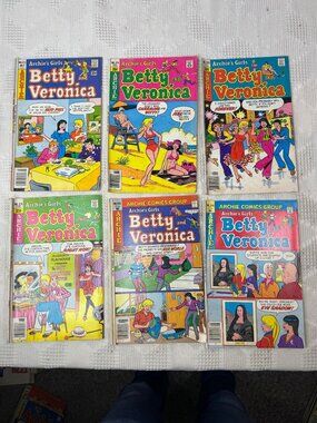 Archies Girls Betty and Veronica Comic Book Lot Of 6 Issues Vintage Humor
